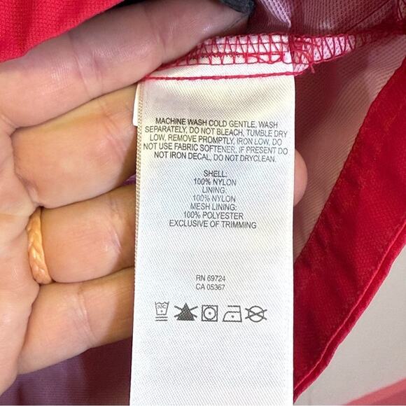 Columbia Red Trench Rain Coat Stylish. Size Small. Pristine condition! - Picture 5 of 6